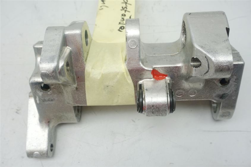 HONDA VFR 800 RC46 SOPORTE BASCULANTE ANCLAJE BASTIDOR TIRANTE