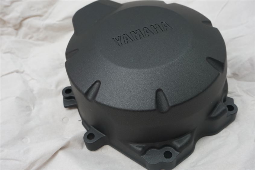 YAMAHA FZ6 S RJ14 S2 TAPA DE CUBIERTA DEL MOTOR DEL CÁRTER NUEVO - 1B3-15411-10