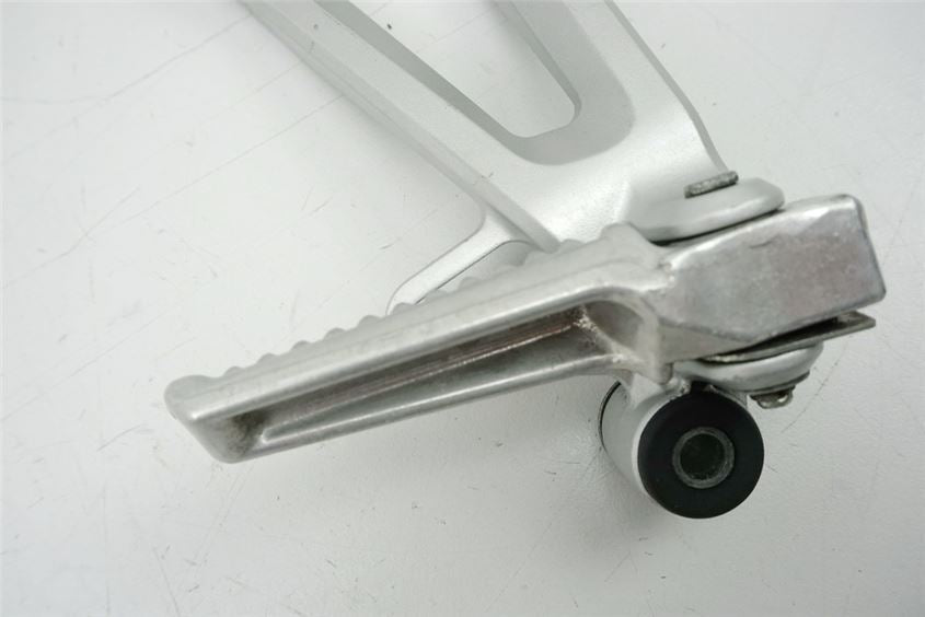 HONDA CBR 600 PC35 REPOSAPIÉS DERECHO PASAJERO 99-06