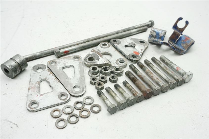 KAWASAKI Z 440 KZ 440 A SOPORTE MOTOR EJE PERNO SOPORTE MOTOR