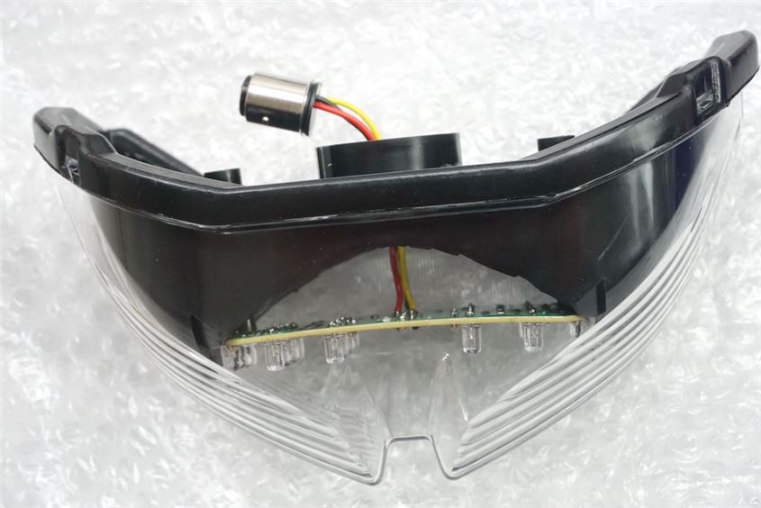 YAMAHA FZ-1 N RN16 LUZ TRASERA LED FARO TRASERO - BLANCO