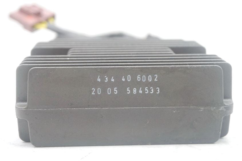 VESPA GTS 250 i.e. REGULADOR RECTIFICADOR DE CARGA