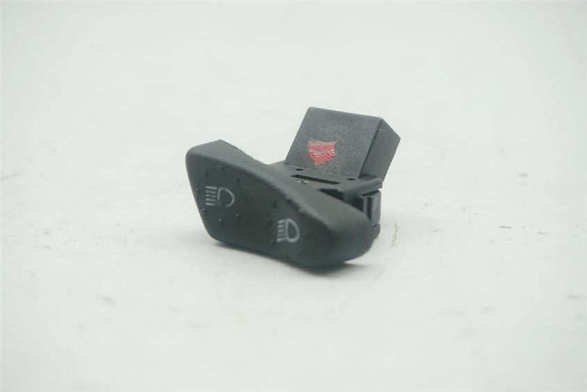 VESPA GTS 250 i.e. SCHALTER LICHT KNOPF