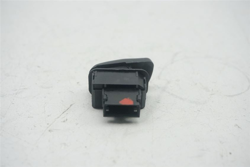 VESPA GTS 250 i.e. INTERRUPTOR CLAXON BOTÓN