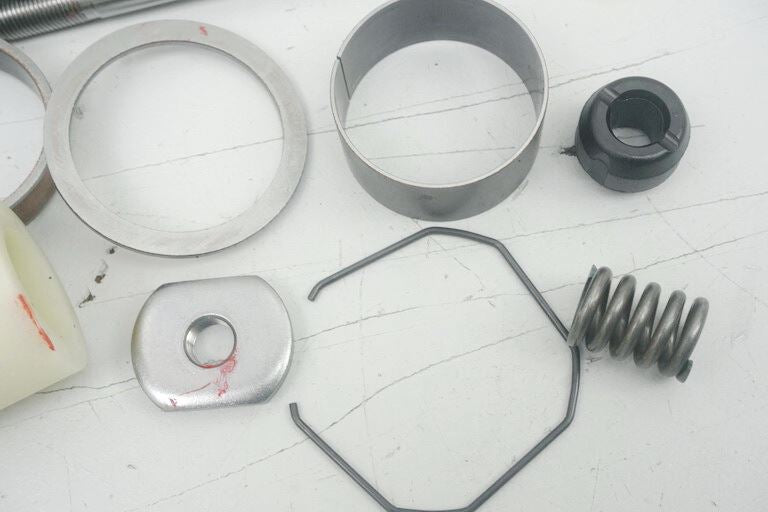 YAMAHA YZF 125 R A MT 125 - PARTES INTERNAS HORQUILLA IZQUIERDA AMORTIGUADOR RESORTE CARTUCHO