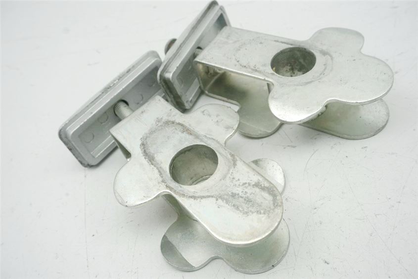 SUZUKI GSF 600 BANDIT GN77AB CHAIN TENSIONER SWINGARM