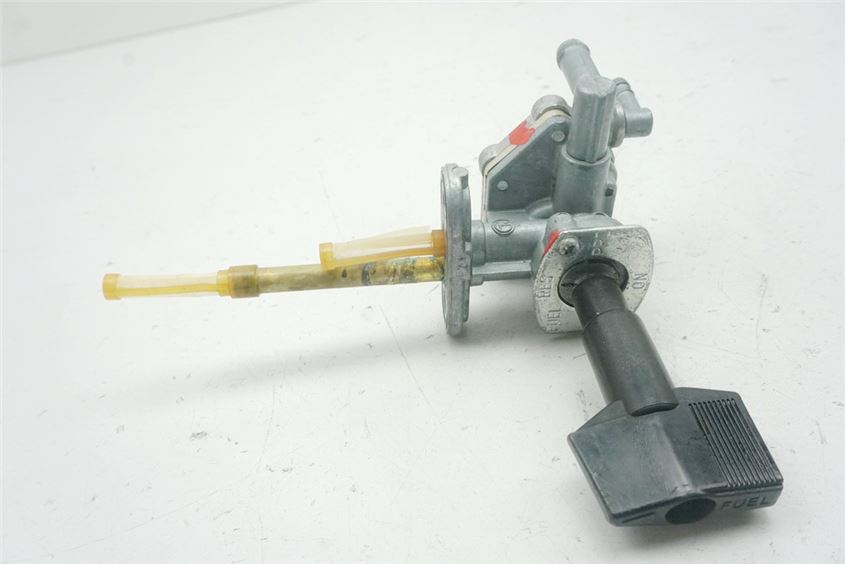GRIFO DE GASOLINA SUZUKI GSF 600 BANDIT GN77AB