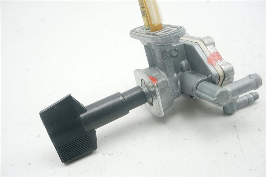 GRIFO DE GASOLINA SUZUKI GSF 600 BANDIT GN77AB