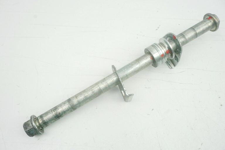 SUZUKI GSF 600 BANDIT GN77AB EJE TRASERO SEPARADORES EJE