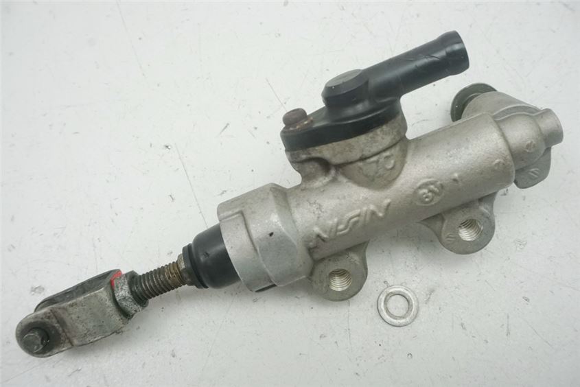SUZUKI GSF 600 BANDIT GN77AB CILINDRO MAESTRO DE FRENO TRASERO BOMBA DE FRENO