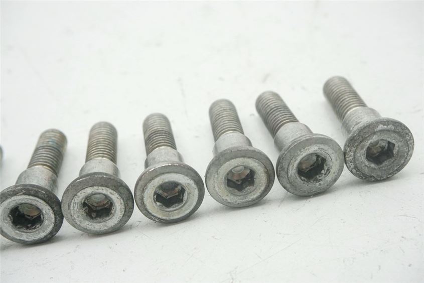 SUZUKI GSF 600 BANDIT GN77AB SCREWS BRAKE DISCS FRONT & REAR
