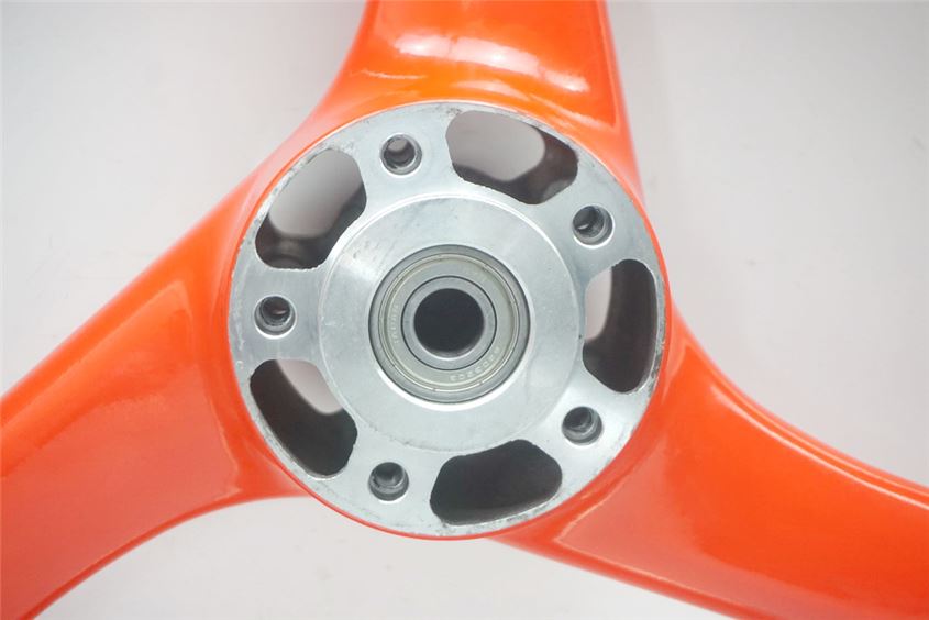 SUZUKI GSF 600 BANDIT GN77AB FELGE VORN VORDERRAD WHEEL