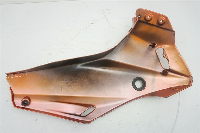 SUZUKI GSF 600 BANDIT GN77AB LEFT FRONT SIDE PANEL COVER