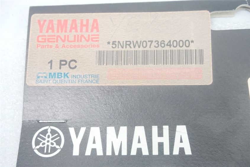 YAMAHA MBK MAJESTY 125 - PORTAEQUIPAJES PUENTE PORTABULTOS SOPORTE TOPCASE - 5NR-W0736-40