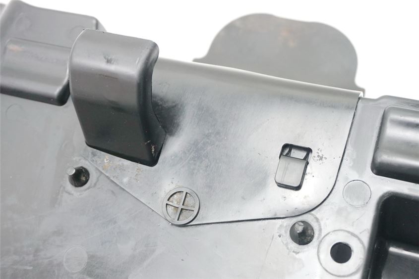 HONDA NSC 50 WH AF72 VISION REAR FENDER WHEEL ARCH SPLASH GUARD