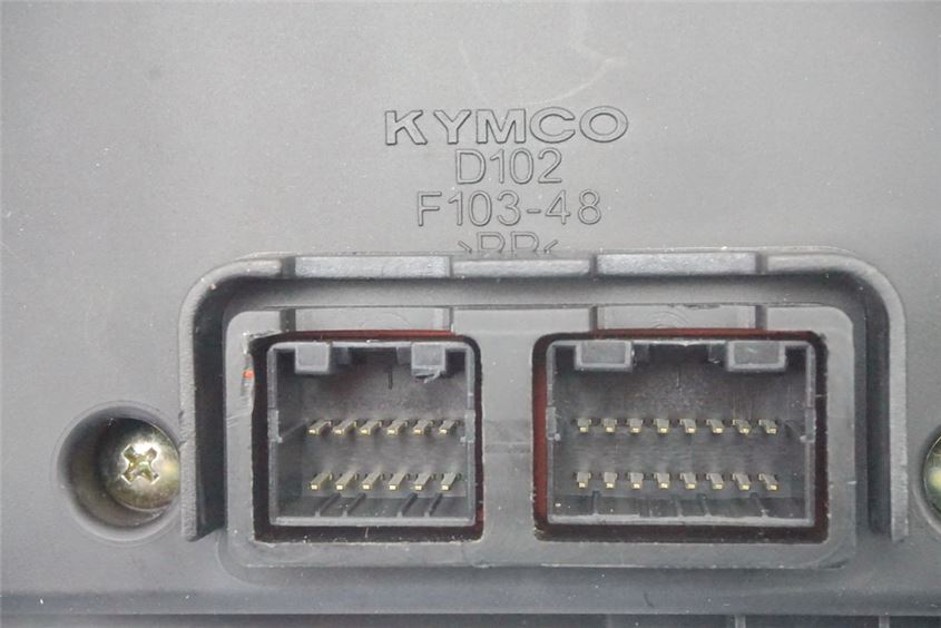 KYMCO MYROAD 700 I - CUADRO DE INSTRUMENTOS VELOCÍMETRO