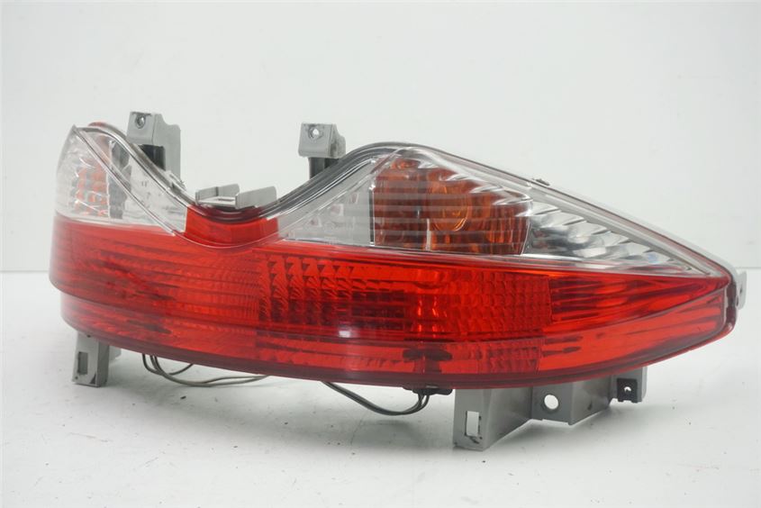 SUZUKI UH 125 CC BURGMAN K7-L3 RÜCKLICHT LAMPE TAIL LIGHT REAR