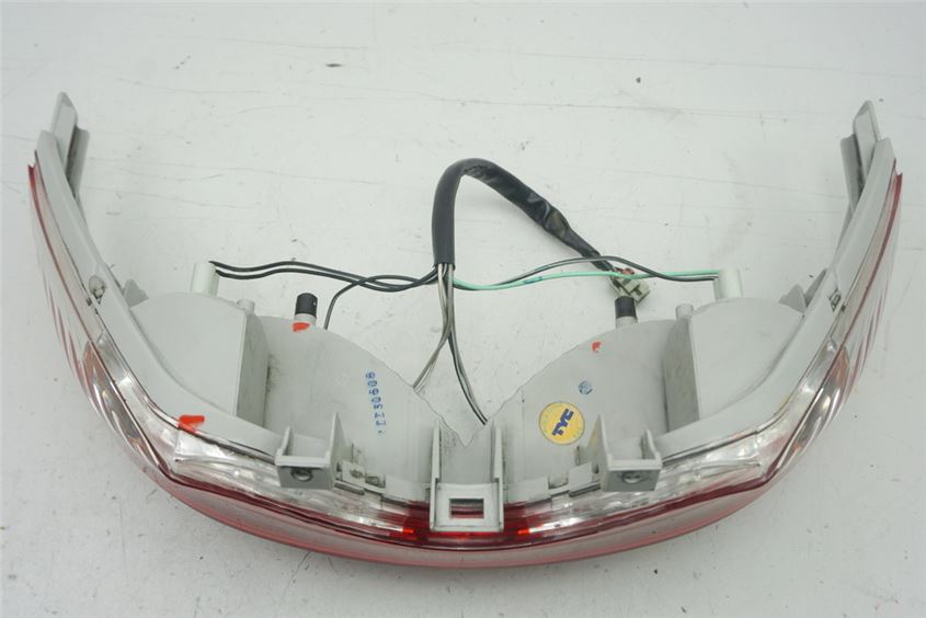 SUZUKI UH 125 CC BURGMAN K7-L3 LUZ TRASERA FARO TRASERO