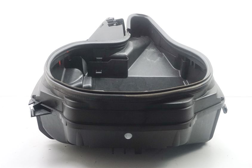 SUZUKI UH 125 CC BURGMAN K7-L3 HELMET COMPARTMENT STORAGE COMPARTMENT STORAGE BOX