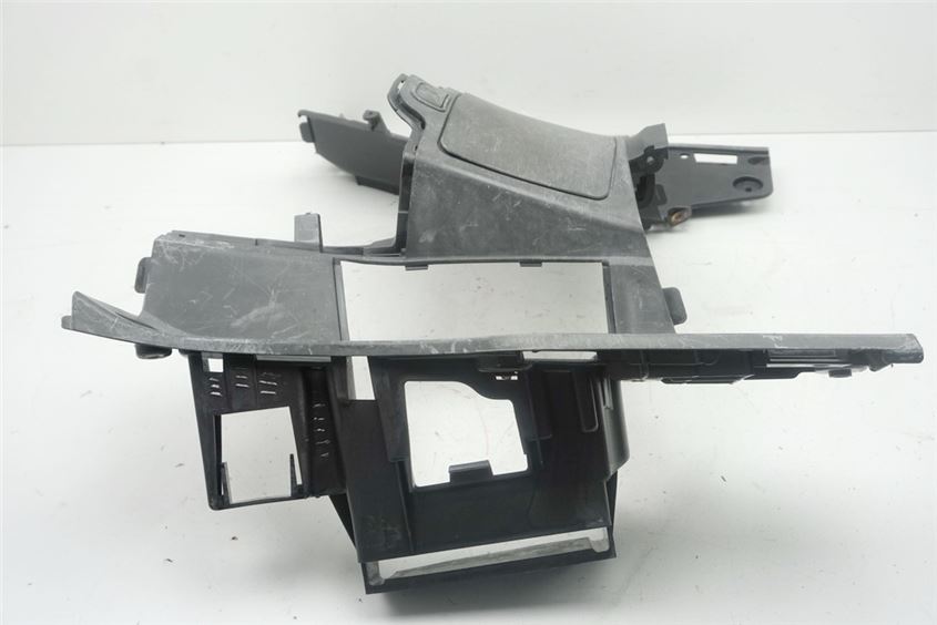 SUZUKI UH 125 CC BURGMAN K7-L3 FAIRING FOOTWELL FOOTBOARD COVER