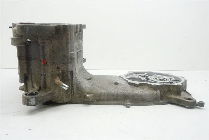 SUZUKI UH 125 CC BURGMAN K7-L3 ENGINE CRANKCASE