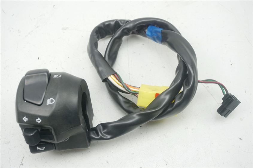 SUZUKI UH 125 CC BURGMAN K7-L3 INTERRUPTOR MANILLAR IZQUIERDO