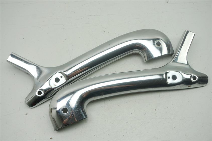 HYOSUNG GA 125 CRUISE II INDICATOR BRACKET STRUT SISSY BAR COVER FENDER