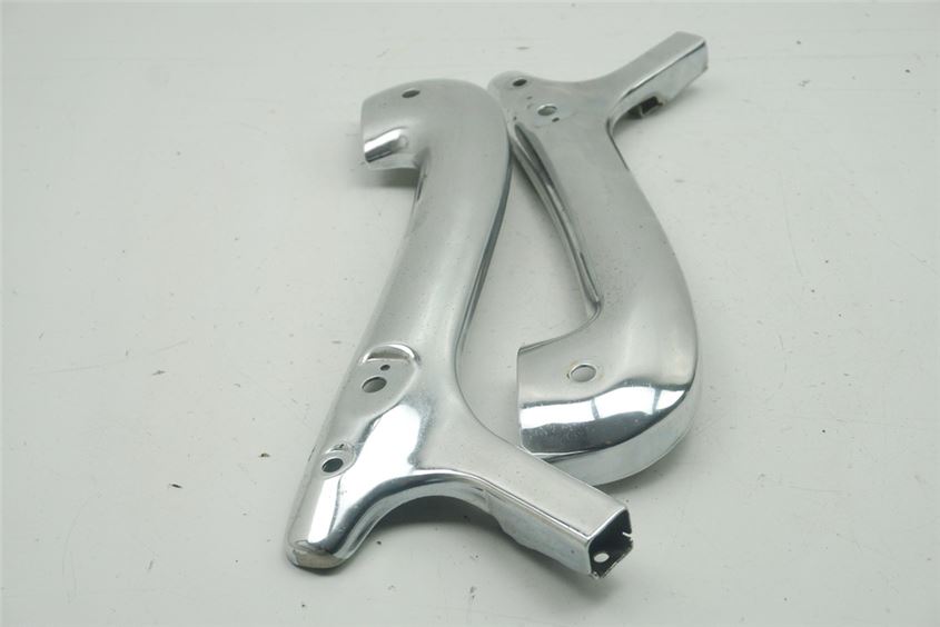HYOSUNG GA 125 CRUISE II INDICATOR BRACKET STRUT SISSY BAR COVER FENDER