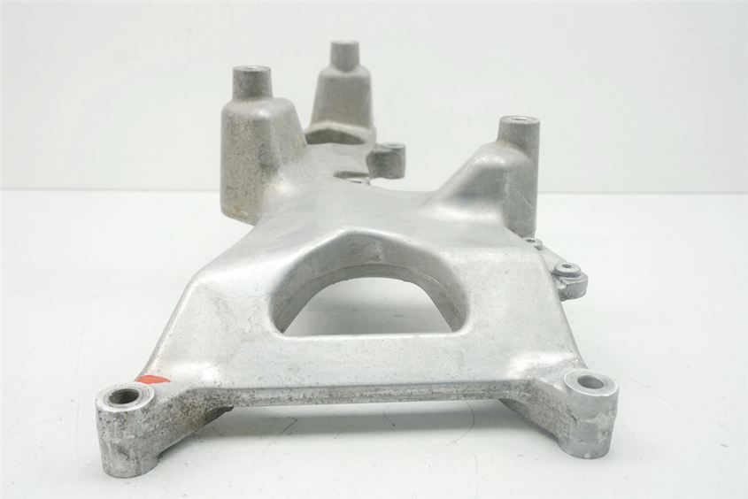 HONDA FES 125 JF12 PANTHEON SCHWINGE SWINGARM HALTER MOTOR
