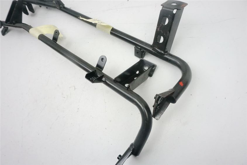 HONDA FES 125 JF12 PANTHEON SOPORTE REPOSAPIÉS VARILLA BASTIDOR MARCO