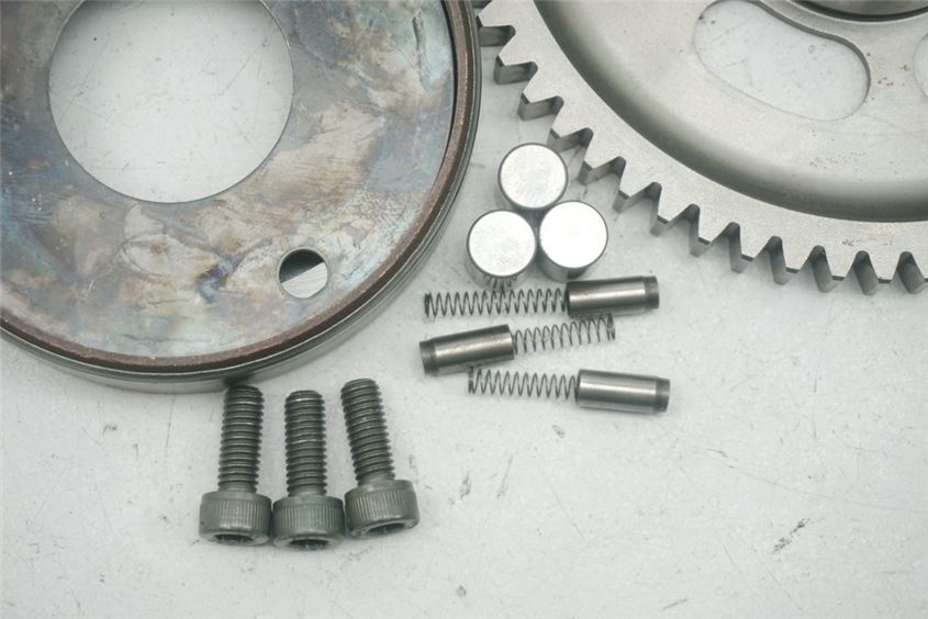 SUZUKI UH 125 CC BURGMAN K7-L3 STARTER CLUTCH GEAR OVERRUNNING CLUTCH
