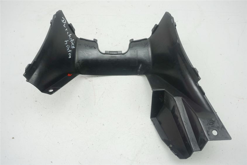 SUZUKI UH 125 CC BURGMAN K7-L3 CARENADO REPOSAPIÉS DEBAJO DEL ASIENTO TAPA CUBIERTA
