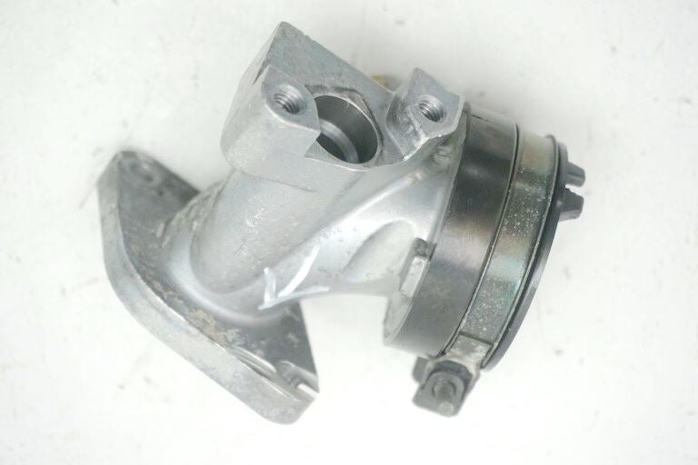 SUZUKI UH 125 CC BURGMAN K7-L3 TOBERA DE ADMISIÓN SOPORTE INYECTOR