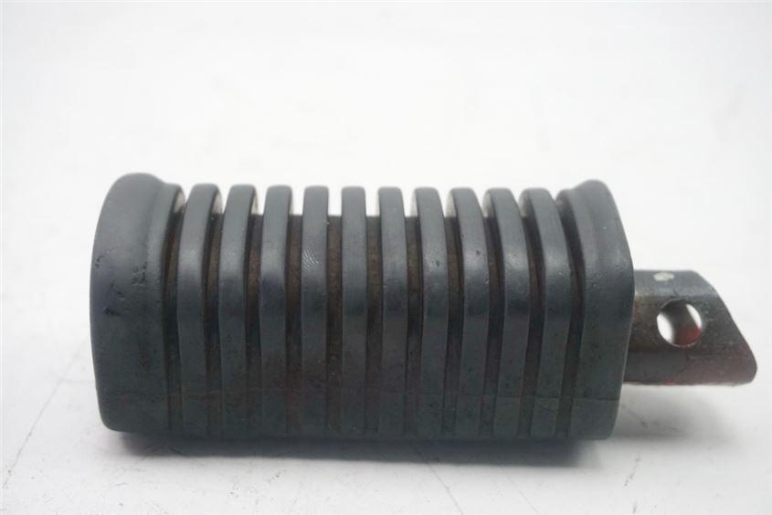 KAWASAKI Z 440 KZ 440 D FOOTREST RIDER RIGHT