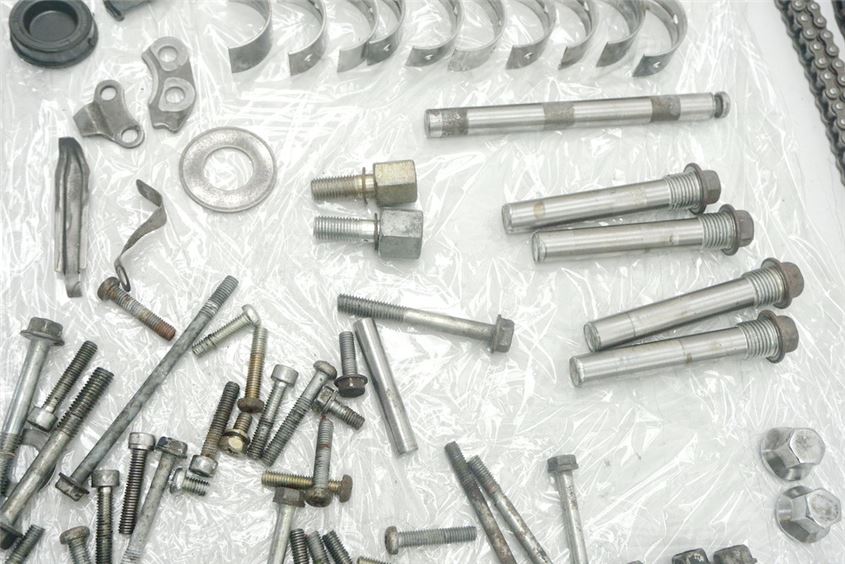 KAWASAKI Z 440 KZ 440 D SCREWS & SMALL PARTS - ENGINE