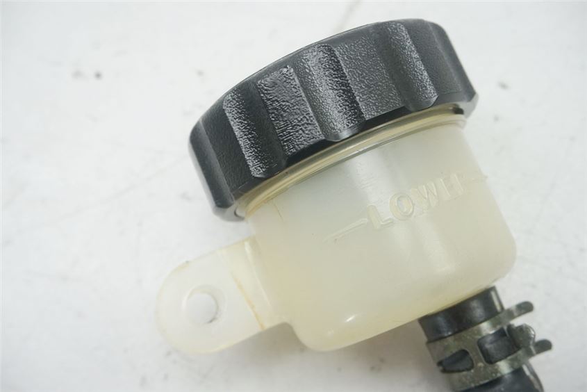YAMAHA XJR 1200 4PU SP DEPÓSITO LÍQUIDO FRENO TRASERO