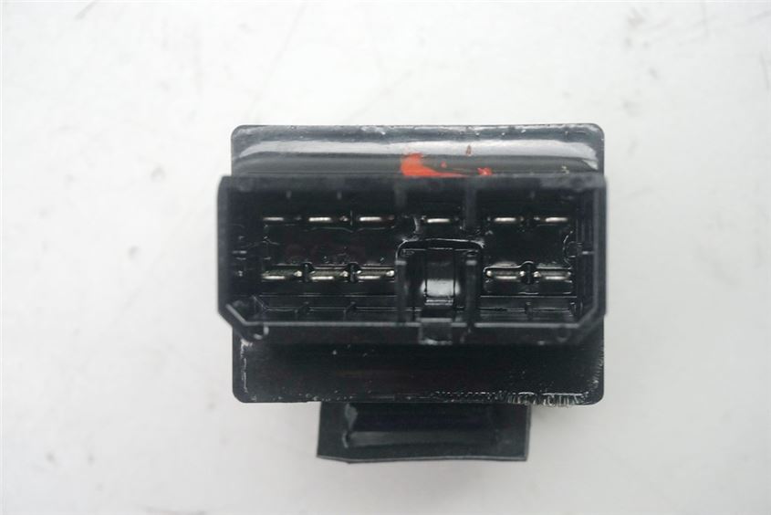 YAMAHA XJR 1200 4PU SP RELAIS OMRON BENZINPUMPE