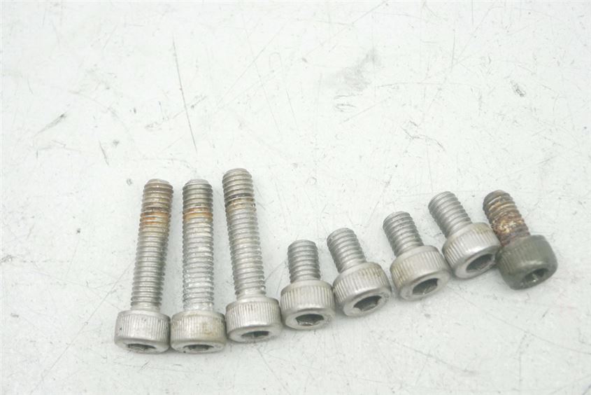 YAMAHA XJR 1200 4PU SP TORNILLOS TAPA DE DEPÓSITO