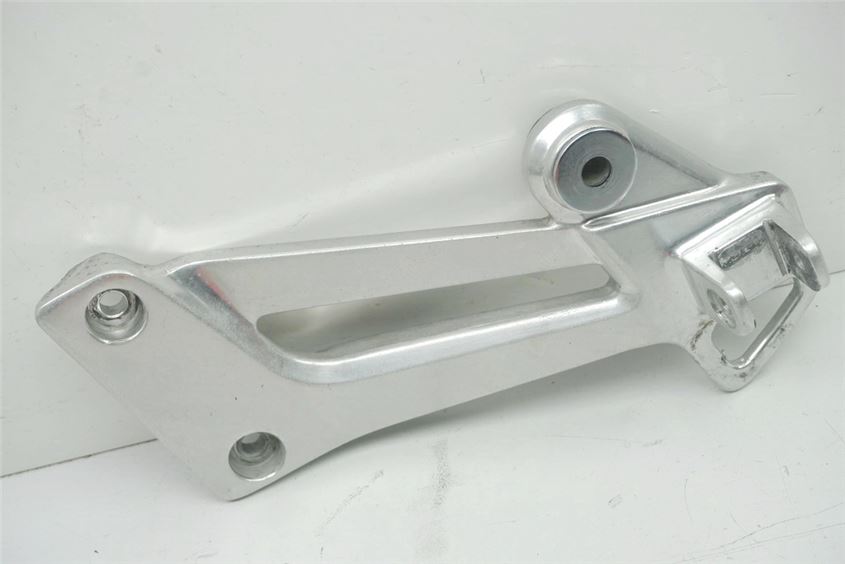 YAMAHA XJR 1200 4PU SP SOPORTE POSAPIÉS PASAJERO DERECHO SOPORTE POSAPIÉS