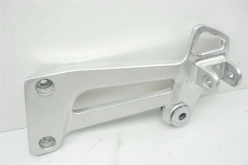 YAMAHA XJR 1200 4PU SP SOPORTE ESTRIBERA PASAJERO IZQUIERDO SOPORTE ESTRIBERA