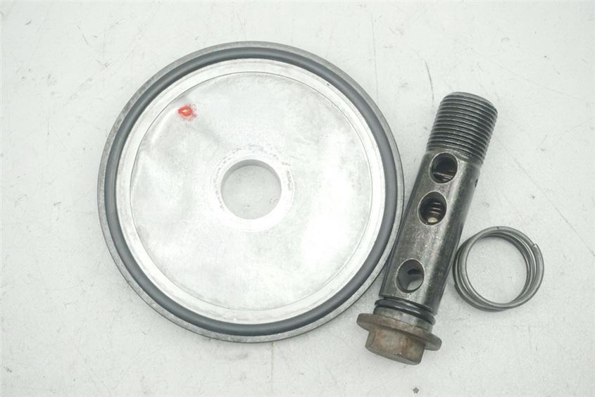 KAWASAKI Z 440 KZ 440 D TAPA FILTRO DE ACEITE SOPORTE FILTRO DE ACEITE CARCASA TORNILLO