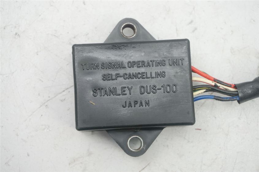 KAWASAKI Z 440 KZ 440 D BLINKRELAIS BLINKGEBER BLINKERRELAIS