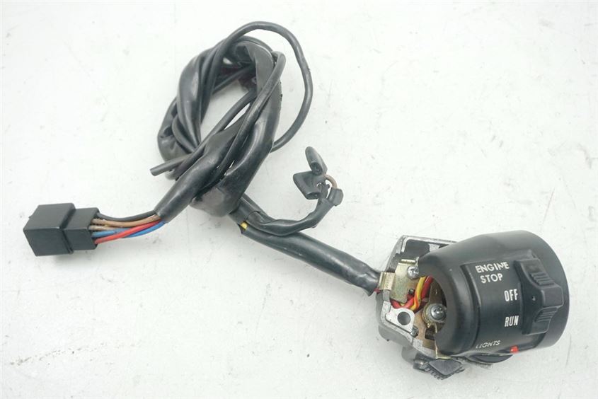 KAWASAKI Z 440 KZ 440 D INTERRUPTOR DERECHO MANILLAR INTERRUPTOR DE PARADA