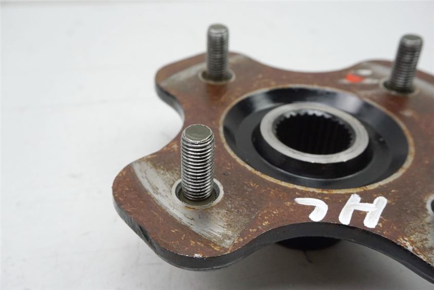 CF MOTO CF500 - 5A CFORCE 4x4 BUJE RUEDA TRASERO IZQUIERDO SOPORTE LLANTA