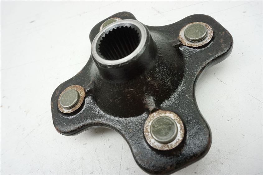 CF MOTO CF500 - 5A CFORCE 4x4 BUJE RUEDA TRASERO DERECHO ACOPLE LLANTA SOPORTE