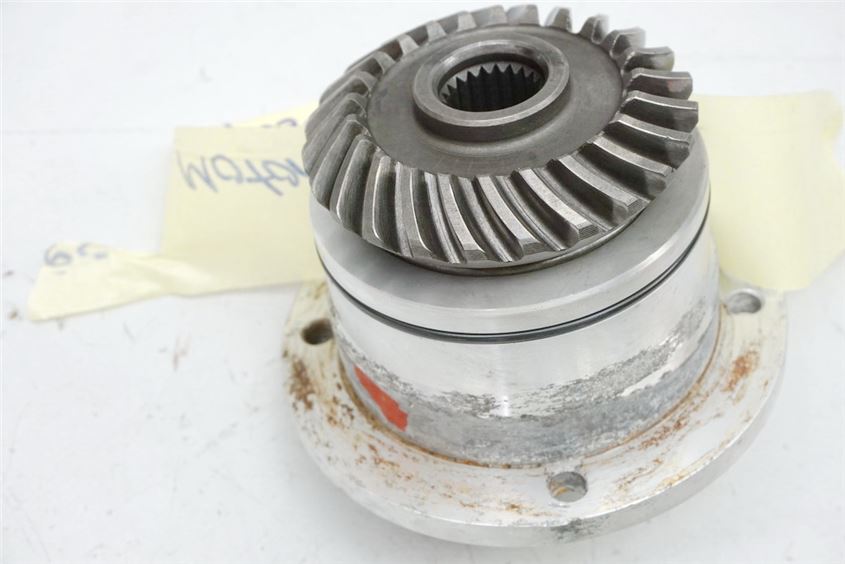 CF MOTO CF500 - 5A CFORCE 4x4 ANGETRIEBENES KEGELRAD ZUR KARDANWELLE ANTRIEB