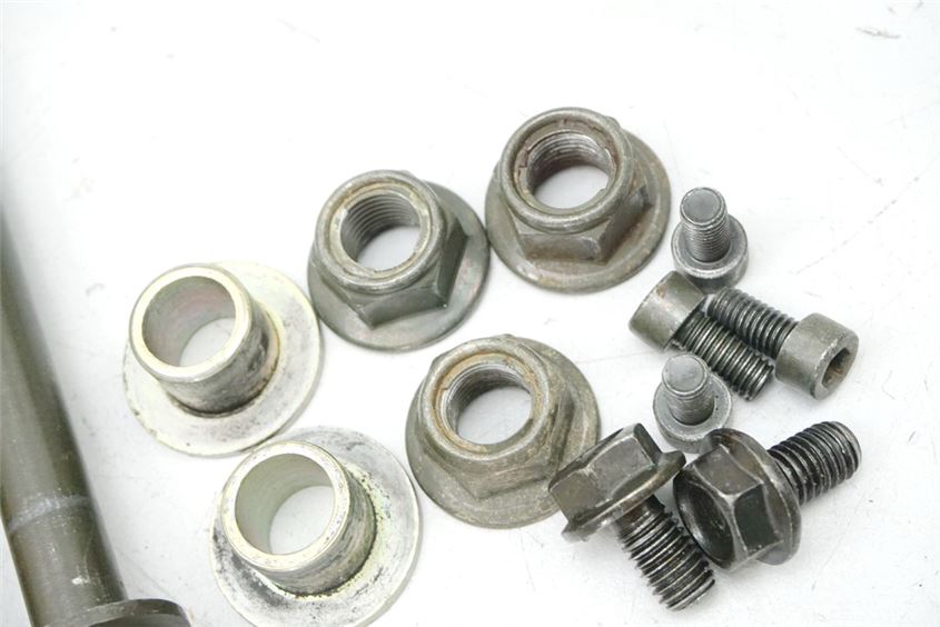 CF MOTO CF500 - 5A CFORCE 4x4 HALTERUNG MOTOR MOTORTRÄGER SCHRAUBE