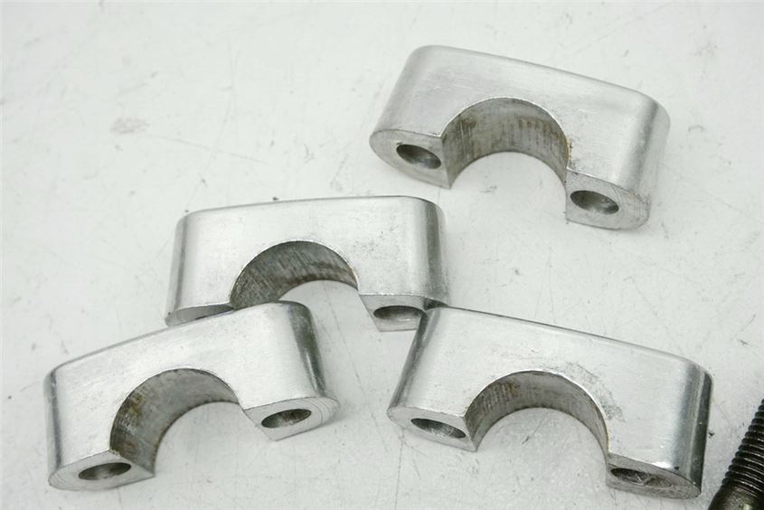 CF MOTO CF500 - 5A CFORCE 4x4 ABRAZADERA DE MANILLAR SOPORTE ELEVADOR DE MANILLAR