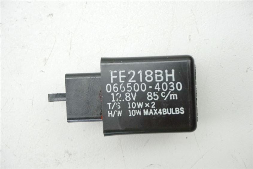 YAMAHA FZ6 S RJ14 S2 INDICATOR RELAY INDICATOR FLASHER UNIT INDICATOR RELAY