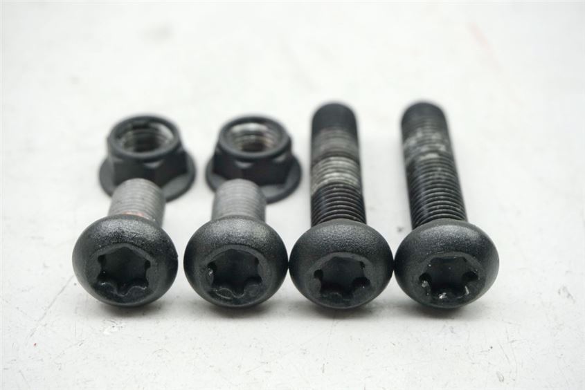 YAMAHA FZ6 S RJ14 S2 SCHRAUBEN HECKRAHMEN